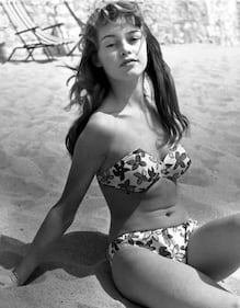 Il bikini compie 70 anni: le vip più sexy 15