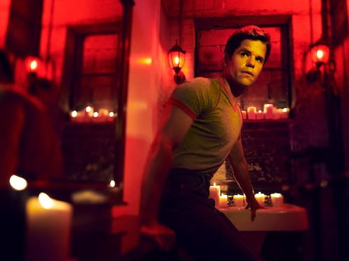 Follia e cospirazione al centro del "nuovo" American Horror Story