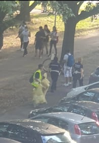 Risse, schiamazzi e molestie: caos nei quartieri dimenticati da Sala