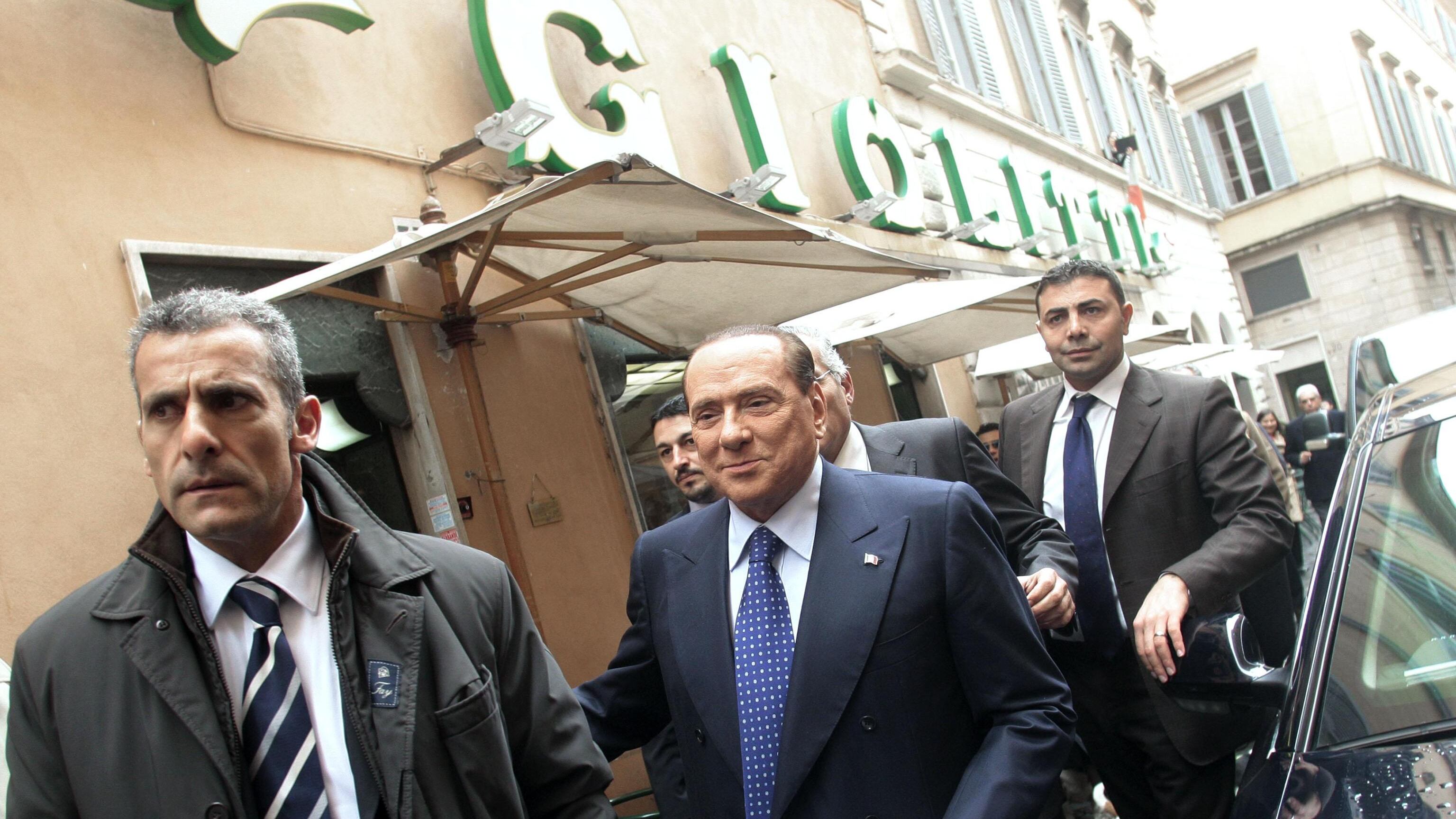 Berlusconi avverte Bersani: "Senza accordi subito al voto"