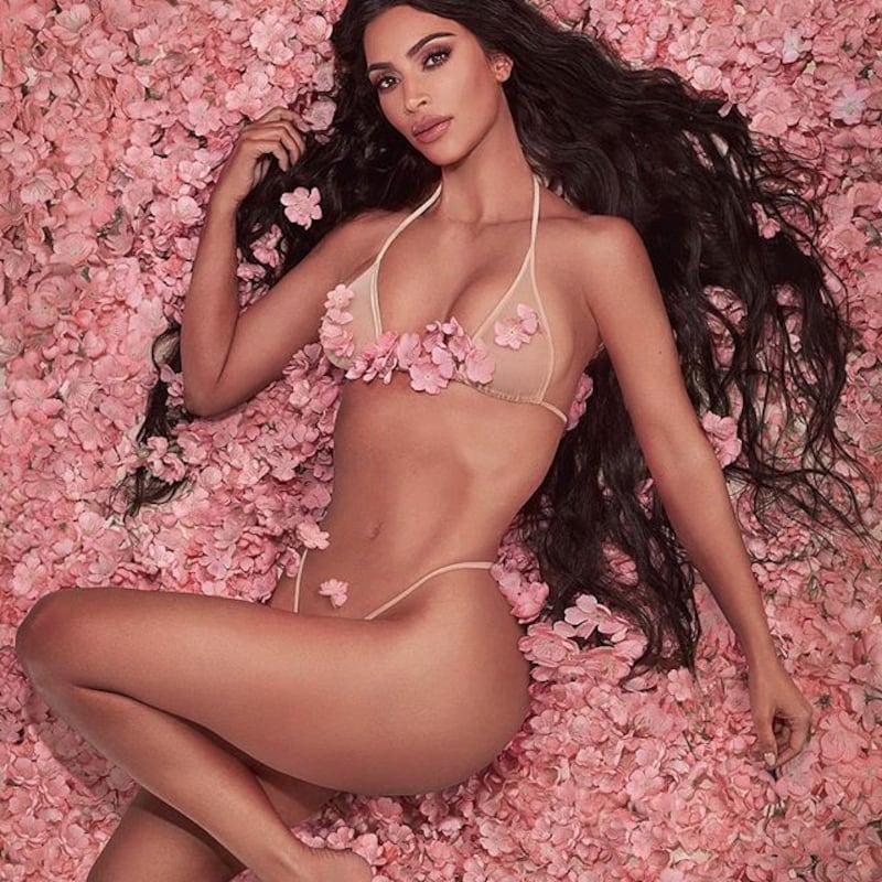 Kim Kardashian da urlo su Instagram: le sue foto hot impazzano sui social 3
