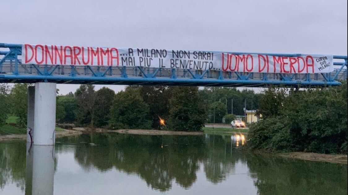 "Donnarumma uomo di m...". I rossoneri non perdonano Gigio