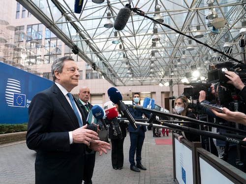 I malumori dei dem per la cautela di Draghi sui ricatti della Russia