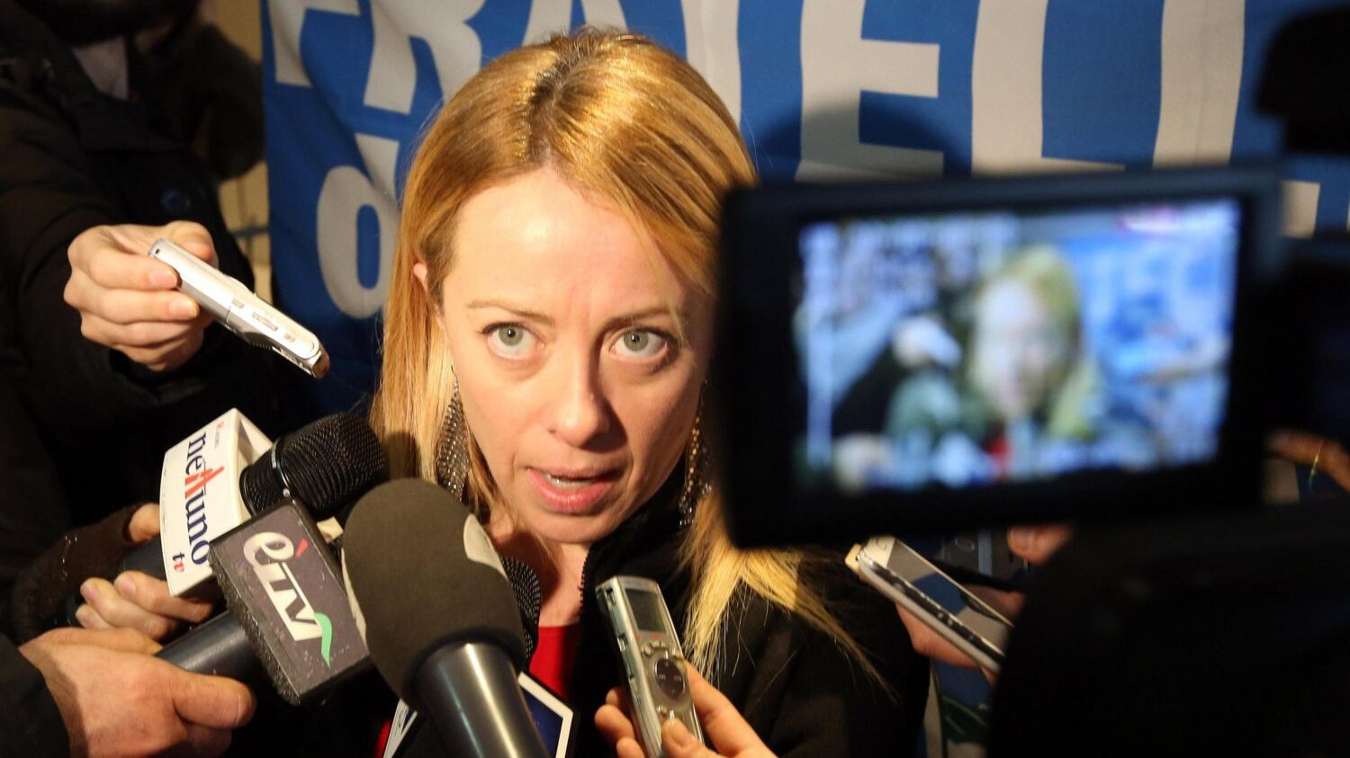 Meloni sceglie il ribaltone e spacca la destra in cinque