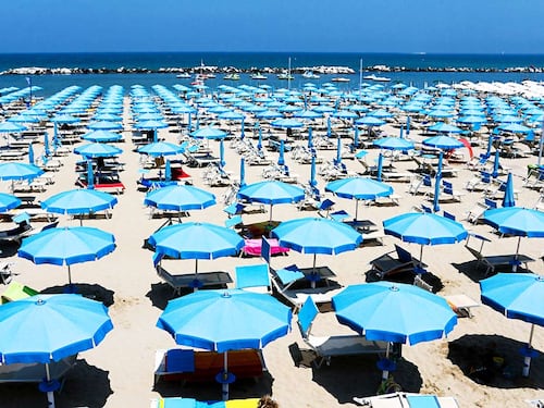 Il piano della Lega per il turismo. Salvini: "Facciamo vacanze in Italia"