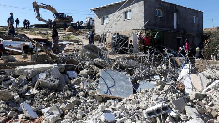 Londra: "I coloni israeliani distruggono le case palestinesi con la scusa dell'archeologia"