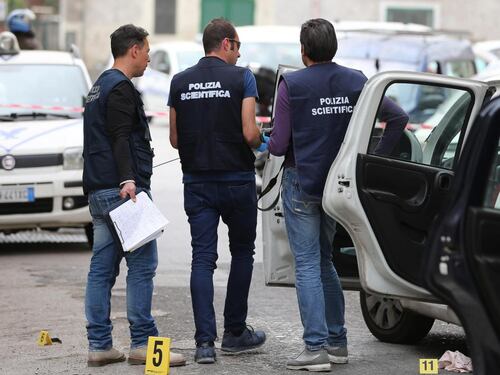 Trovato morto un gioielliere "Ucciso durante una rapina"