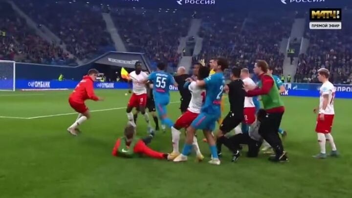 Maxi rissa tra Zenit e Spartak Mosca: ecco cosa è successo