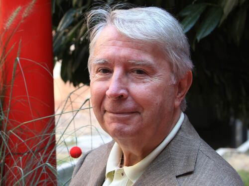 "Oggi viviamo più vite. Per conservare la nostra identità ci vuole coraggio"