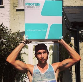 Da Harry Potter a sex symbol: Matthew Lewis si trasforma 14