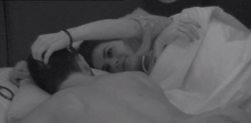 Grande Fratello 14, prime alleanze, baci, flirt 1