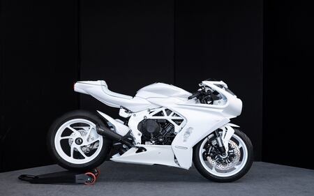 Mv Agusta Superveloce Arsham, guarda tutte le foto 1