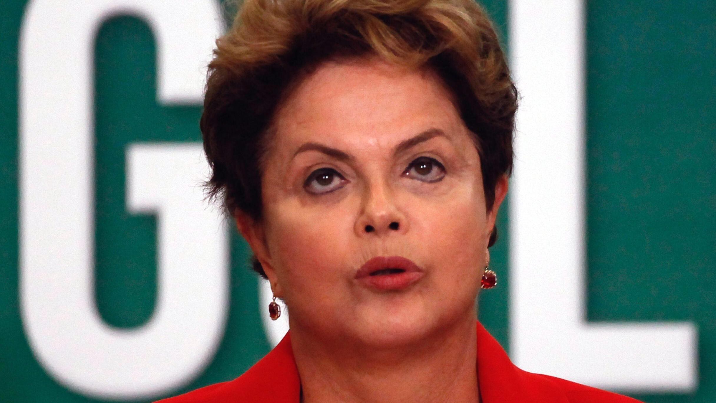 Dilma, che autogol Mondiale Solo la Seleçao può salvarla