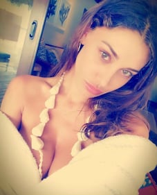 Belen Rodriguez nuda su Instagram 4