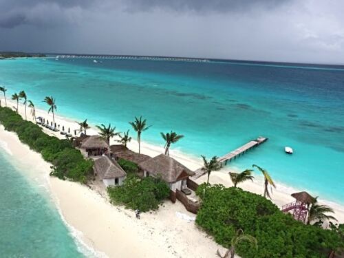 Maldive, turisti in aumento nonostante la violenta repressione nel paese
