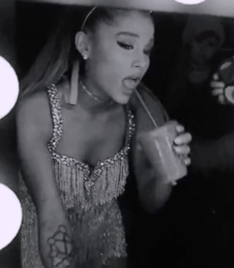 Scream Queens, le protagoniste hot su Instagram 39