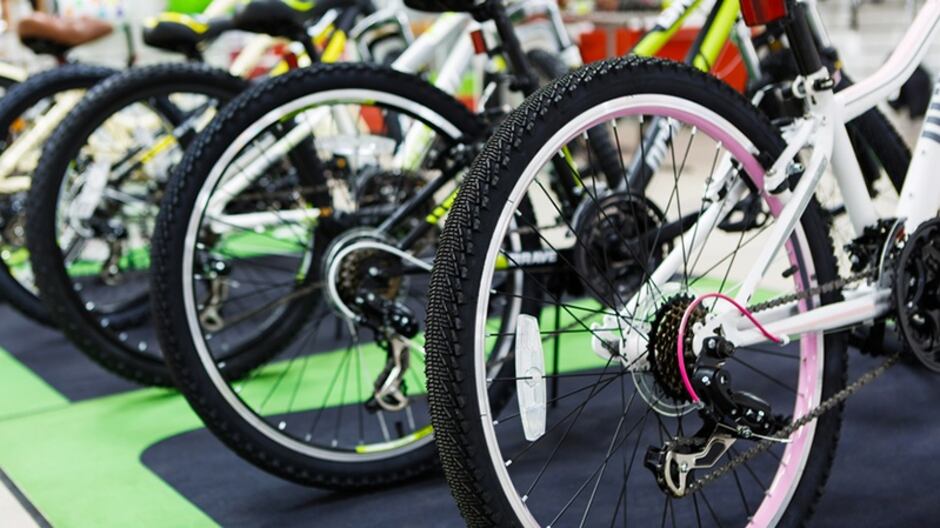 "Un rimborso di 25 cent per chi va a lavoro in bicicletta": parte il progetto a Torino