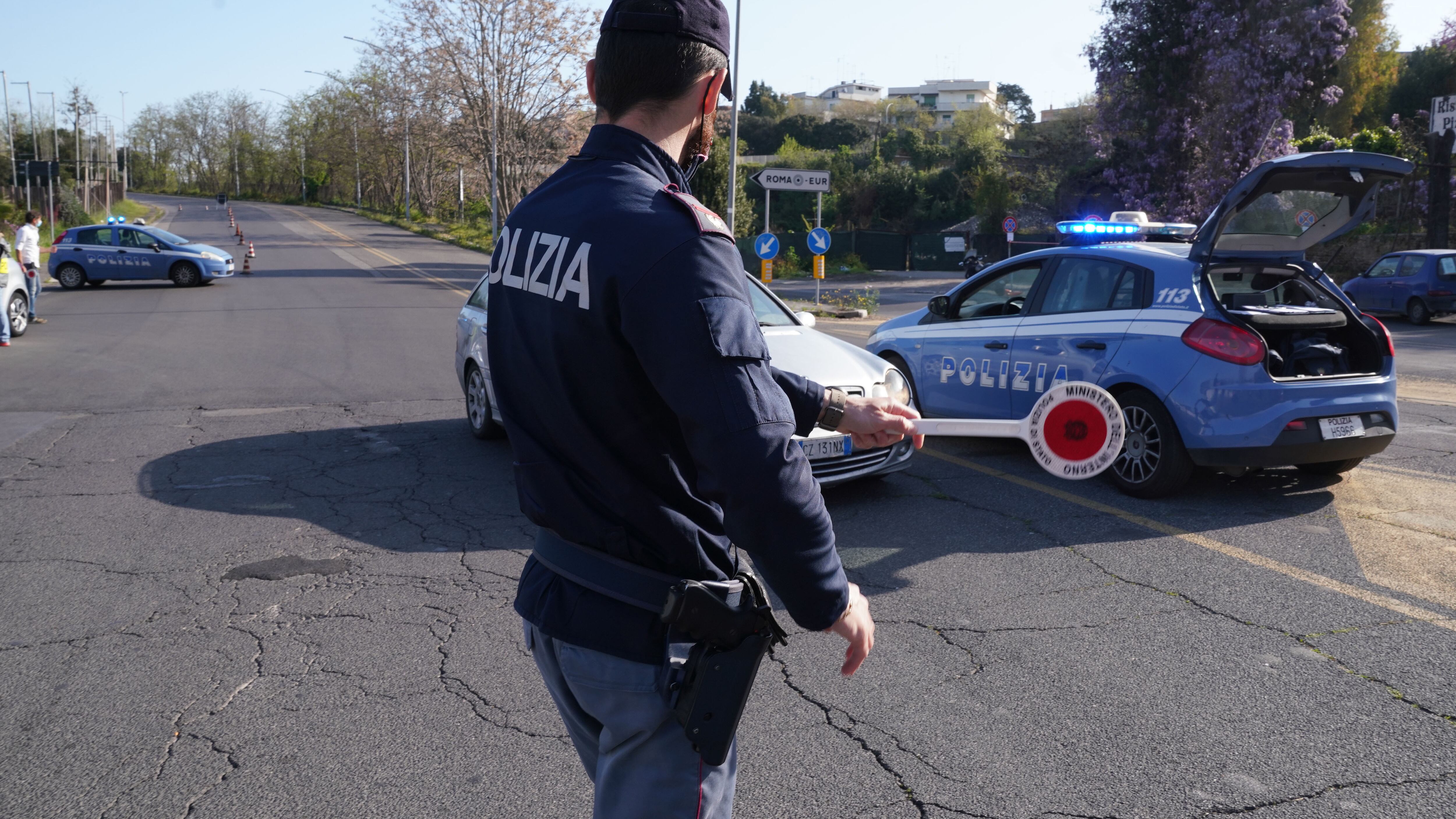 "Sono stagista a Palazzo Chigi", ma non serve a evitare la multa