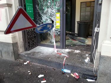 Milano devastata dai black bloc 4