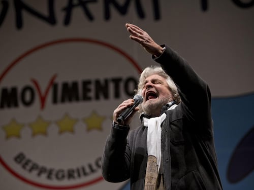 Grillo: "Niente alleanze. Al Quirinale voglio Dario Fo"