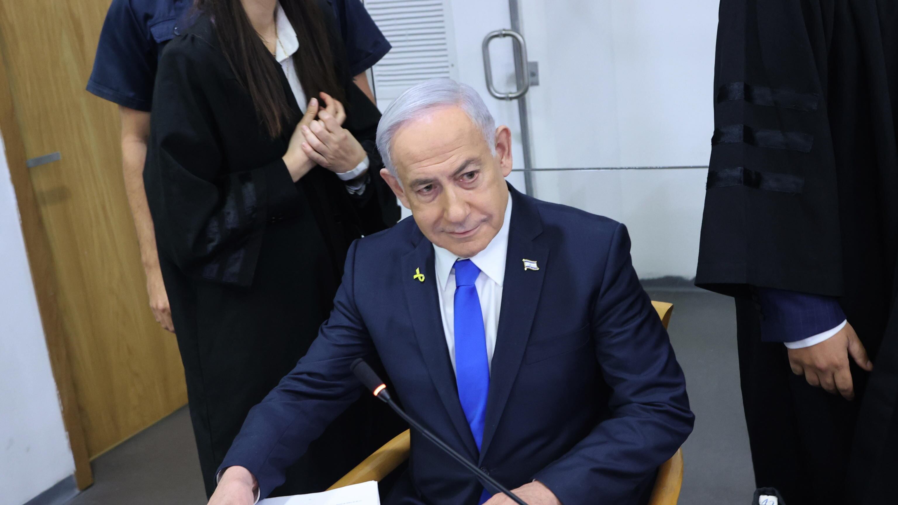 In Ue crollo dei consensi. Spagna, stop alle armi con tecnologia israeliana