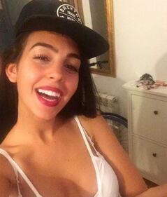 Georgina Rodriguez, le foto più sexy 10