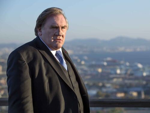 Gerard Depardieu di nuovo accusato di stupro: la procura riapre il caso