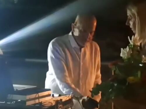 "Valutare responsabilità". Lasciata al party di fidanzamento, il Garante apre un'istruttoria sul video