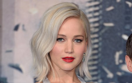 Jennifer Lawrence, i look sexy 19