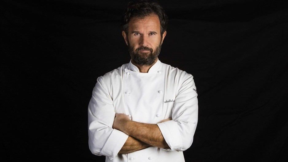 "Non sapevo fare niente, cuoco quasi per caso". Intervista a Carlo Cracco