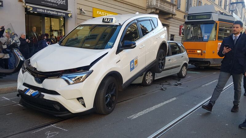 Tamponamento in corso San Gottardo 1