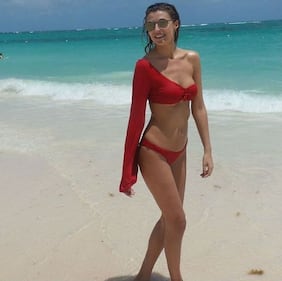 Cristina Chiabotto sexy al mare 1