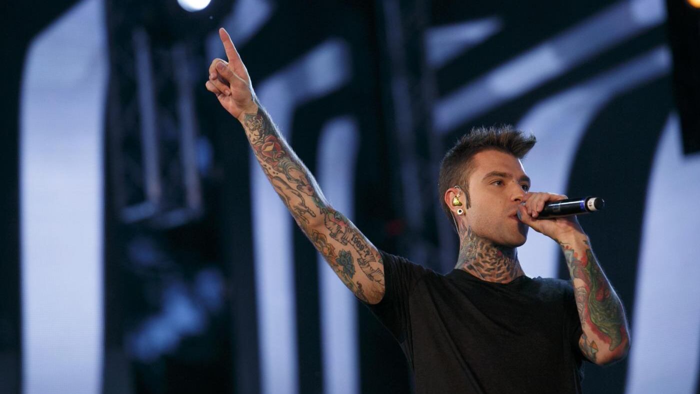 Fedez si butta in politica? Il mistero del dominio internet