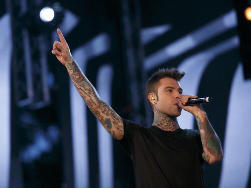 Fedez si butta in politica? Il mistero del dominio internet