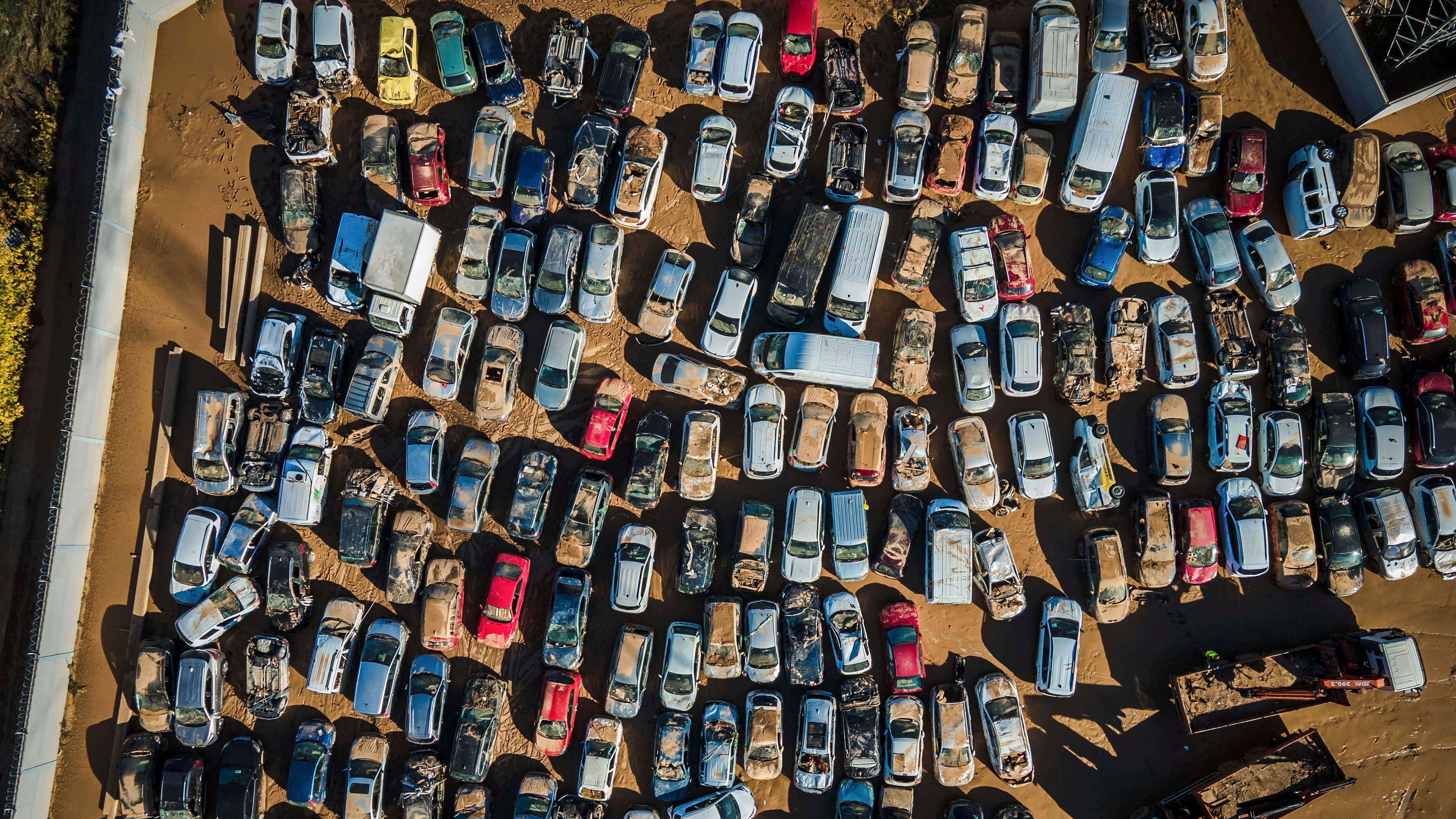 E nel parcheggio l'incubo continua