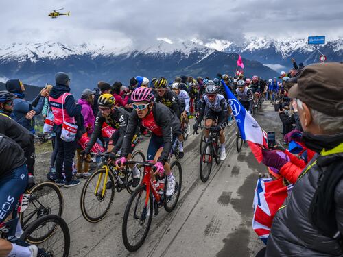 Giro, tappa 14 da Sierre a Cassano Magnago: le insidie, i favoriti e come seguirla in tv