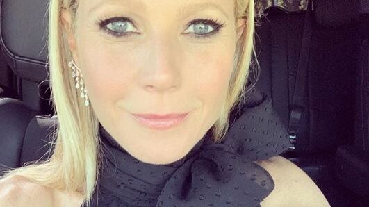 Gwyneth Paltrow si regala un vibratore