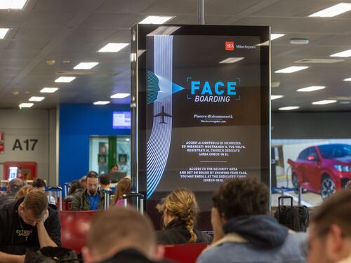 Aeroporti, a Linate debutta il "FaceBoarding": ecco come funziona