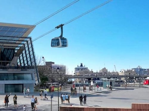 Muoversi in funivia nella città del futuro