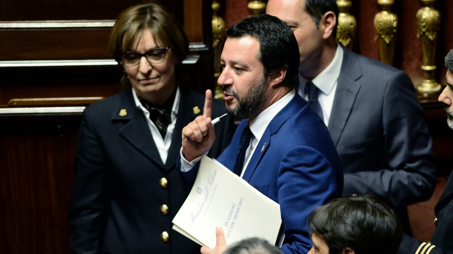 I buonisti processano Salvini: "Riapra subito i porti italiani"