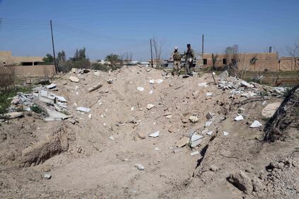 Il mausoleo distrutto di Saddam Hussein 2
