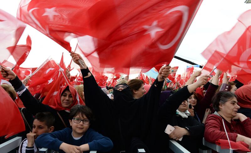 Ankara festeggia il "sì" al presidenzialismo 7