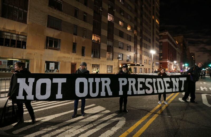 Vip e radical chic contro Trump 5
