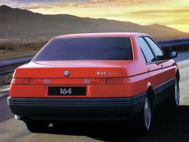Alfa Romeo 164: guarda la gallery 17