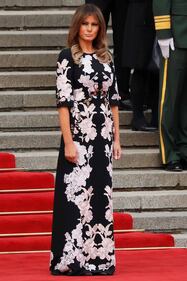 Melania Trump, First Lady da un anno: tutti i look 8