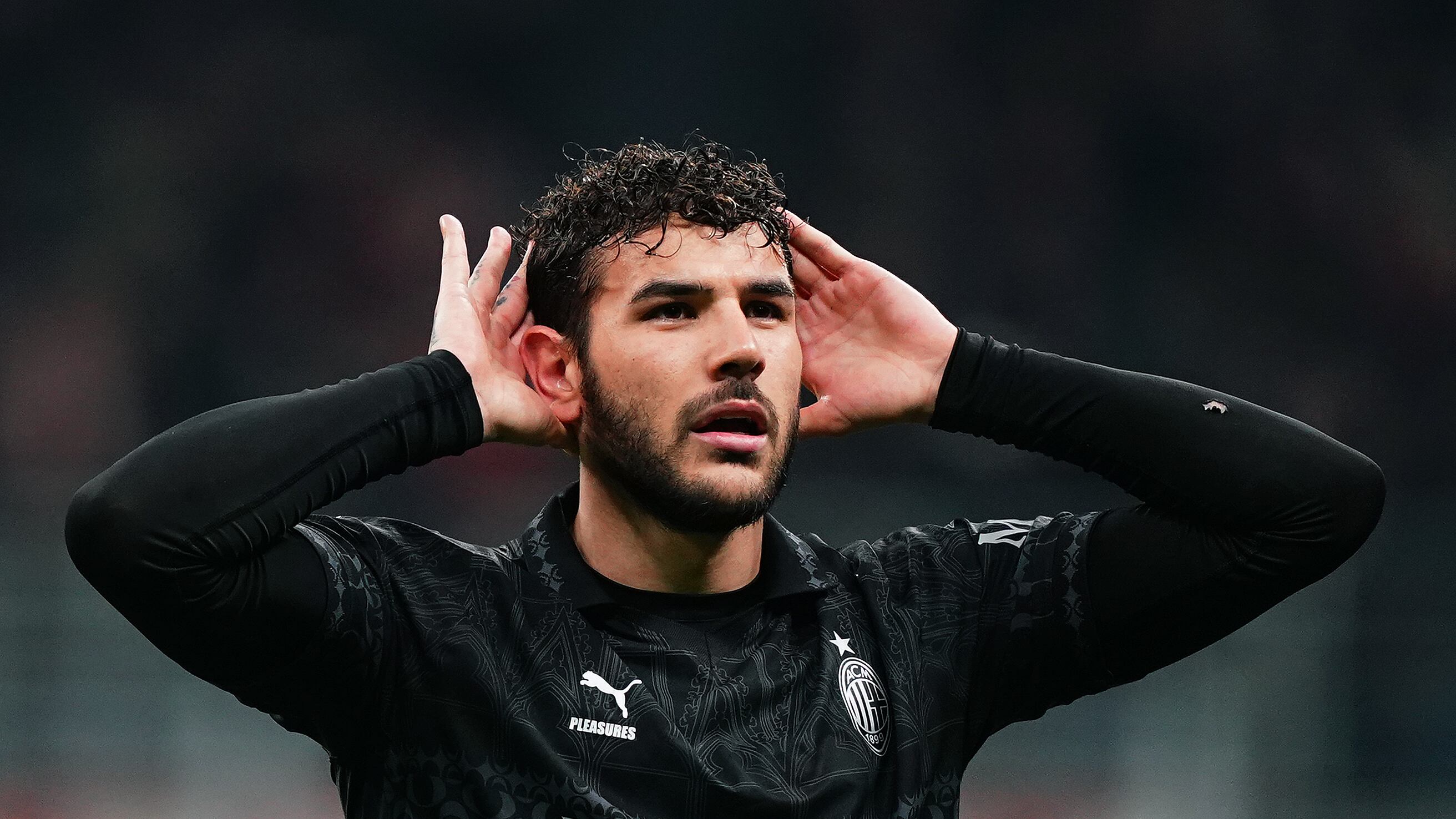 Il Milan soffre ma supera (di misura) il Napoli: basta un gol di Theo Hernandez