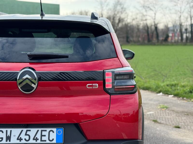 Nuova Citroen C3: guarda la gallery della citycar a benzina accessibile e completa 8