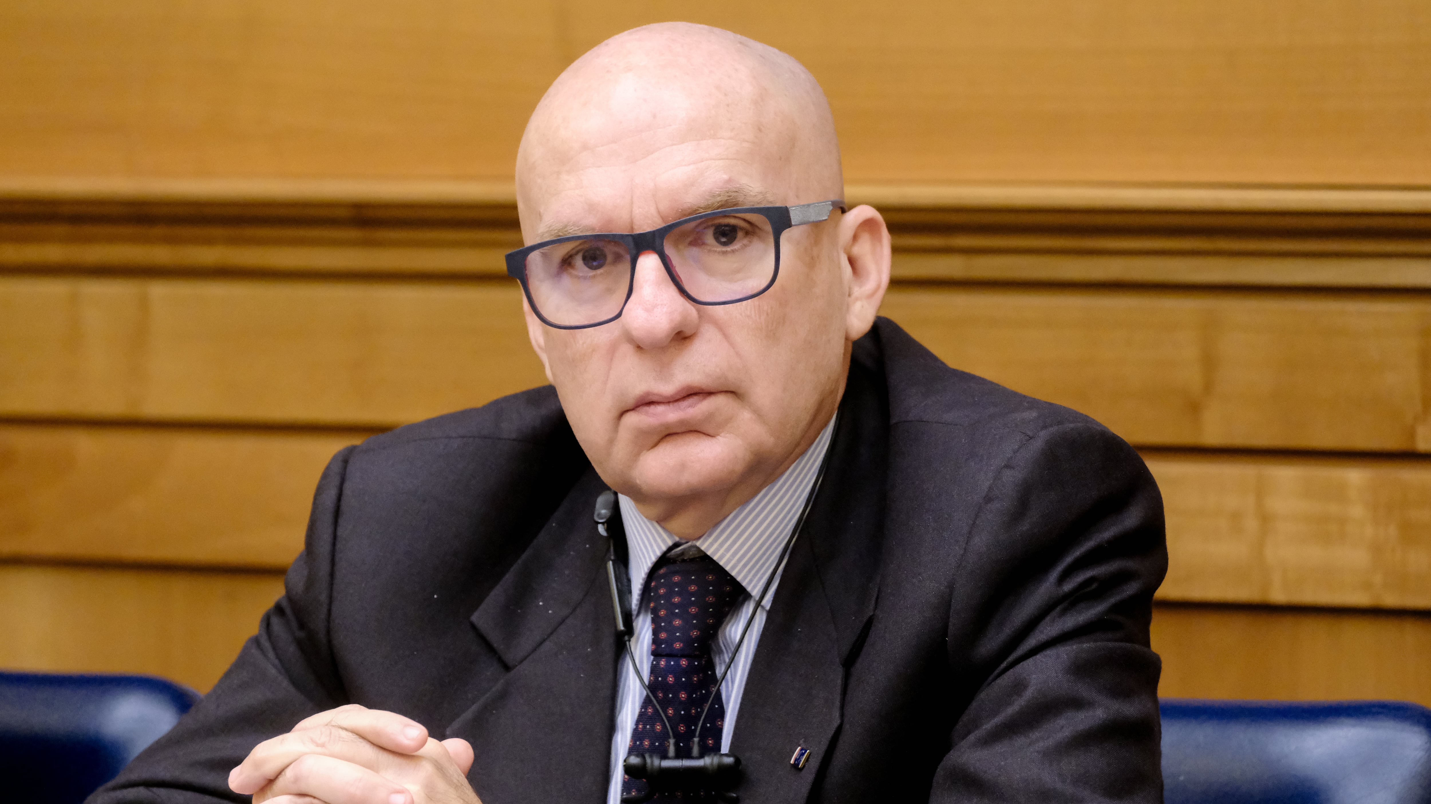 "Troppa burocrazia e costi enormi favoriscono la Cina"