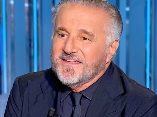 "Che figura di...". De Sica non riconosce la Ricciarelli, imbarazzo a Domenica In