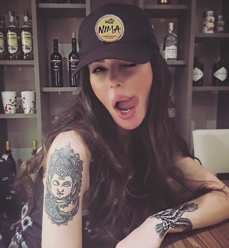 Nina Moric, 40 anni bollenti 26